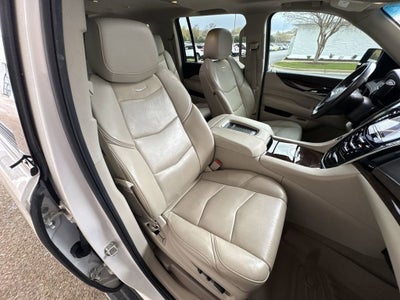 2017 Cadillac Escalade ESV Luxury
