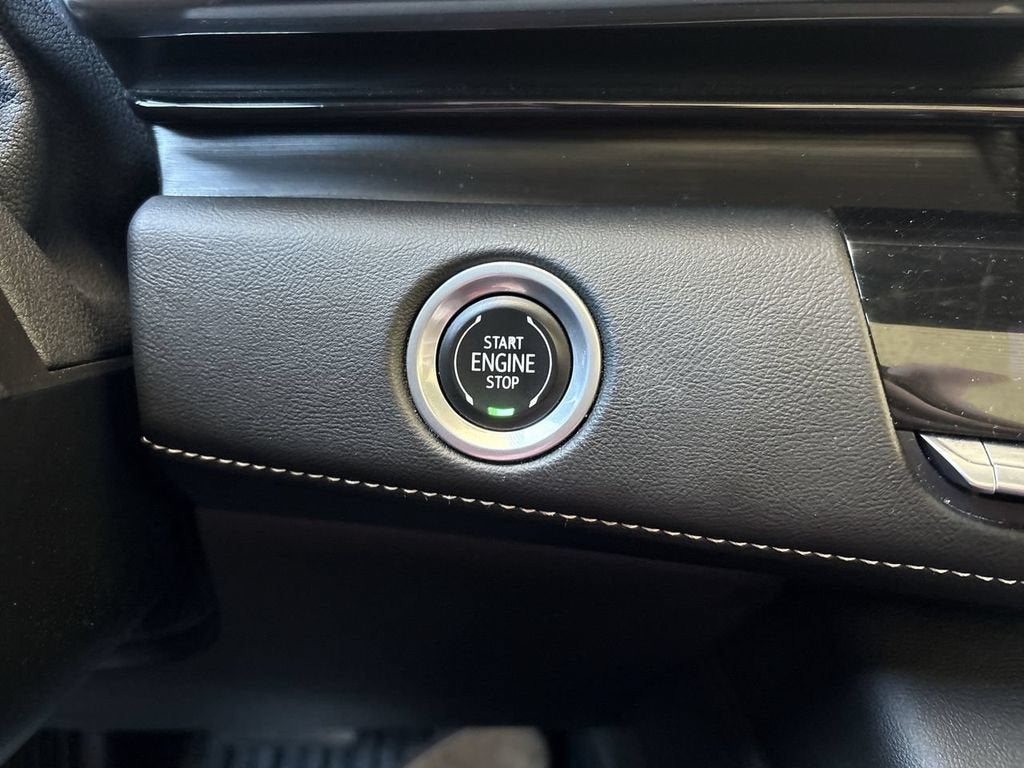 2022 Cadillac Escalade ESV Premium Luxury