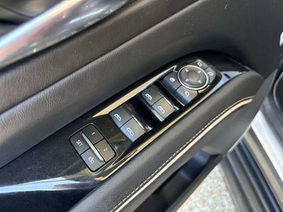 2022 Cadillac Escalade ESV Premium Luxury