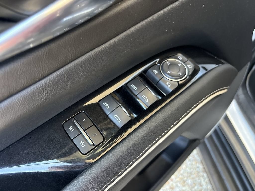 2022 Cadillac Escalade ESV Premium Luxury