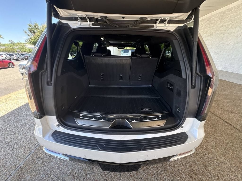 2022 Cadillac Escalade ESV Premium Luxury