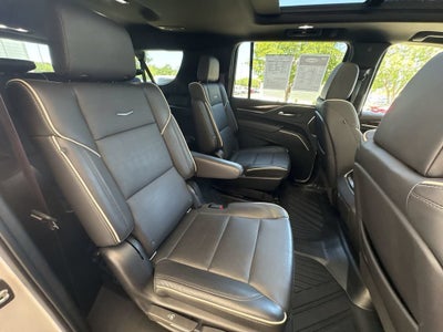 2022 Cadillac Escalade ESV Premium Luxury