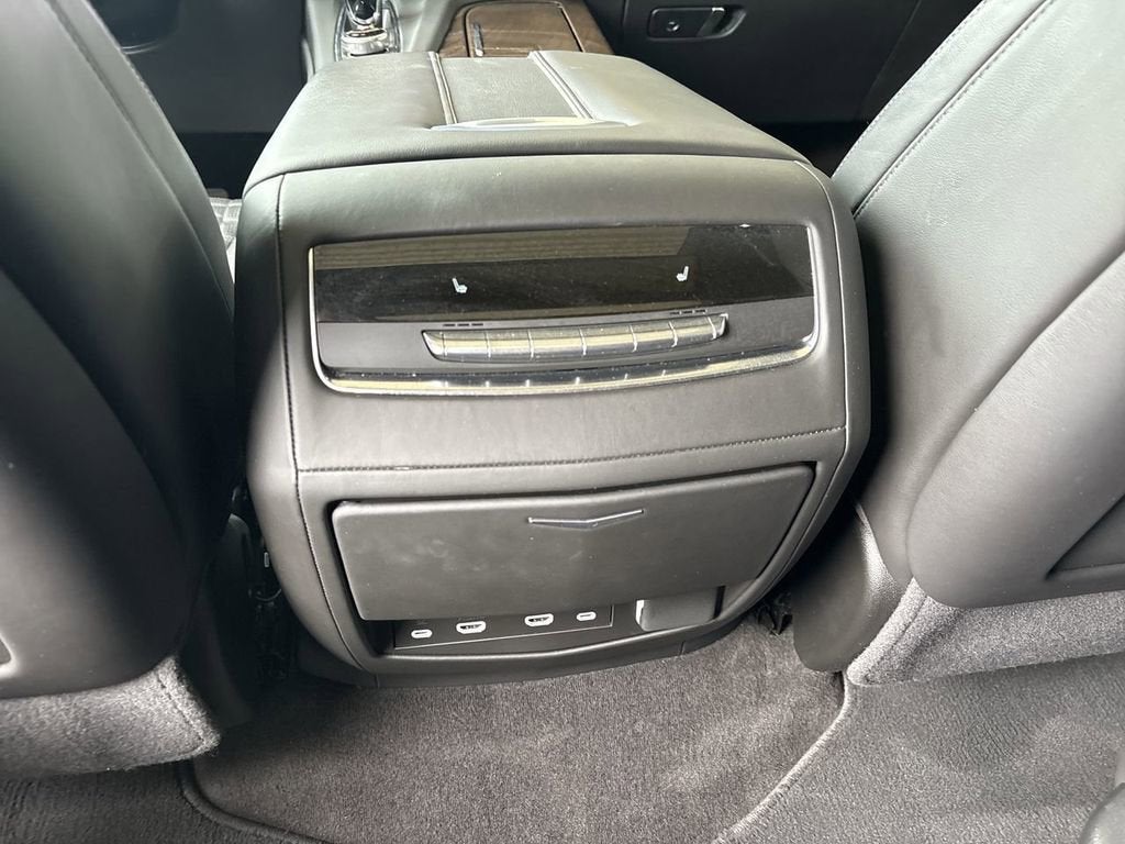 2024 Cadillac Escalade ESV Premium Luxury Platinum
