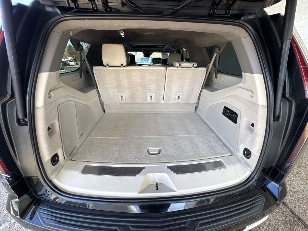 2022 Cadillac Escalade ESV Premium Luxury Platinum