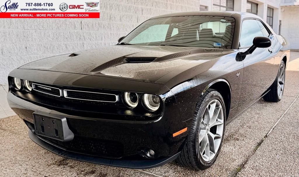 2023 Dodge Challenger SXT