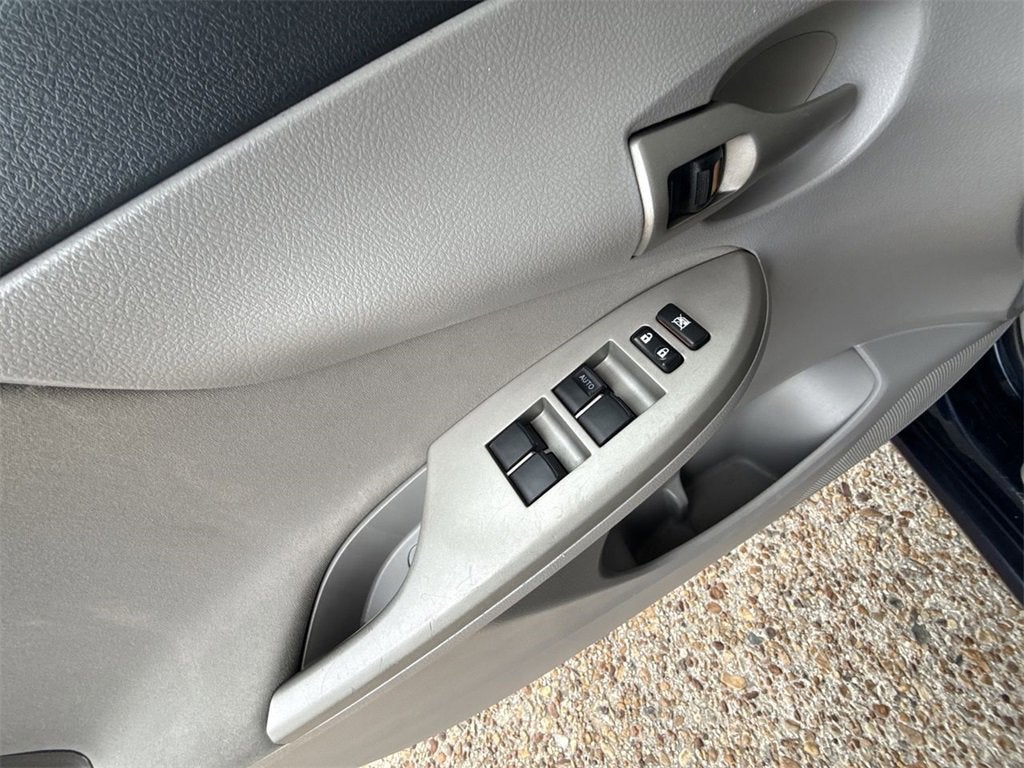 2013 Toyota Corolla L