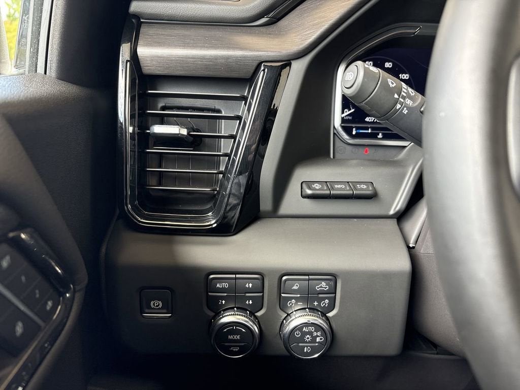 2024 GMC Sierra 1500 AT4