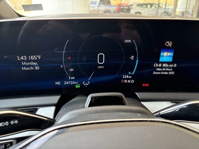 2025 Cadillac OPTIQ Luxury 2