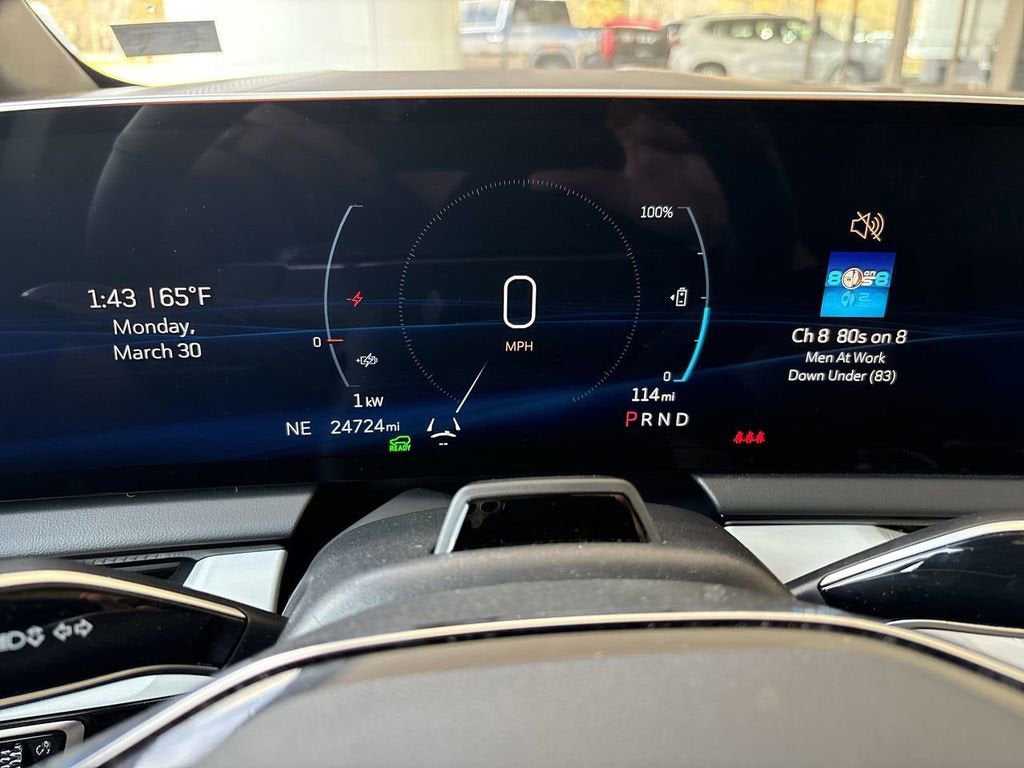 2025 Cadillac OPTIQ Luxury 2