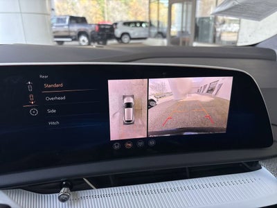 2025 Cadillac OPTIQ Luxury 2