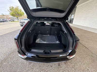 2025 Cadillac OPTIQ Luxury 2