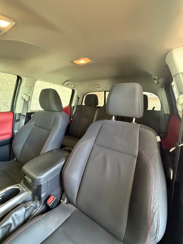 2017 Toyota Tacoma SR5 V6