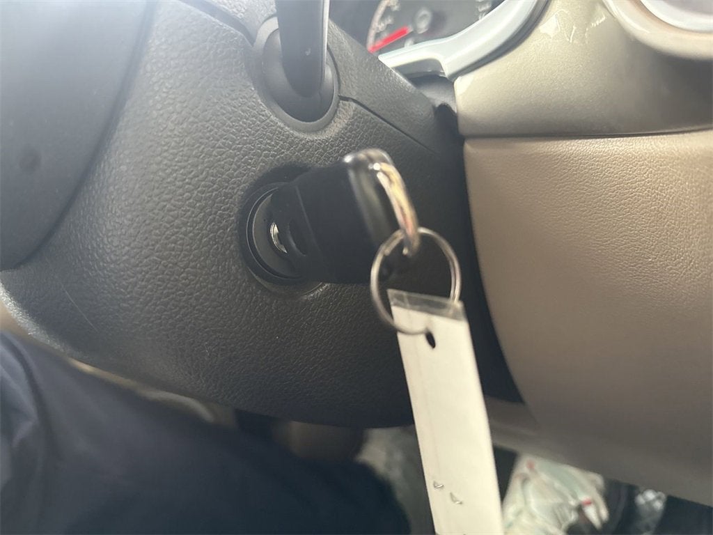 2013 Volkswagen Beetle Convertible 2.5L