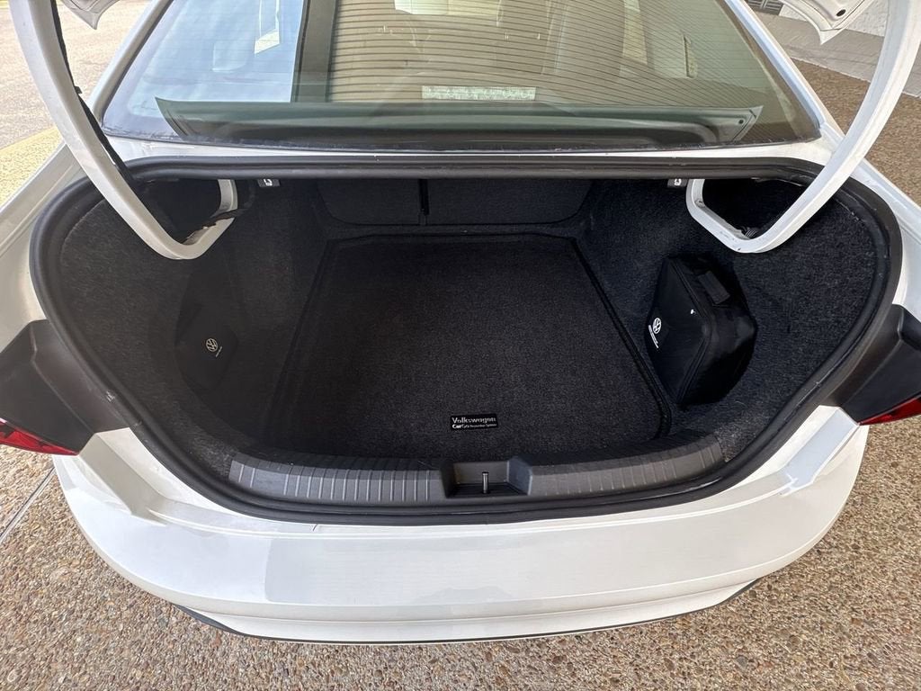 2022 Volkswagen Jetta 1.5T SE