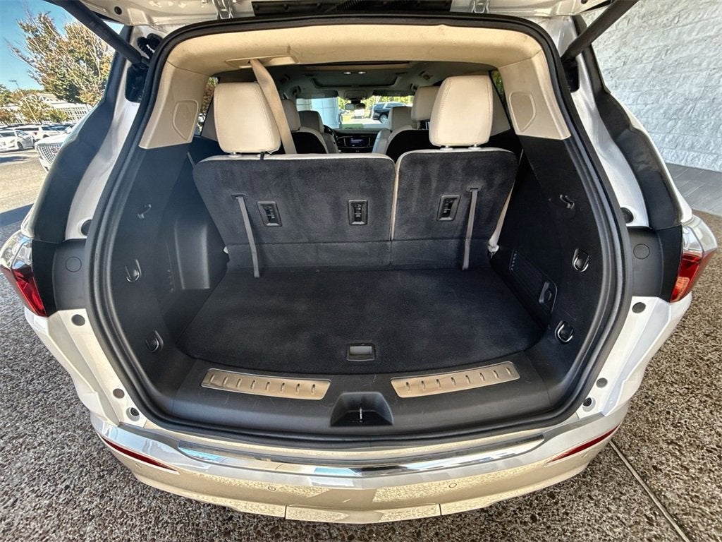 2022 Buick Enclave Essence