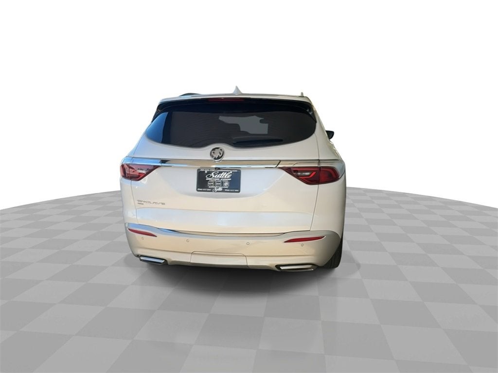 2022 Buick Enclave Essence