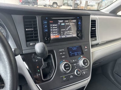 2015 Toyota Sienna LE AAS