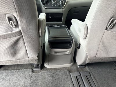 2015 Toyota Sienna LE AAS