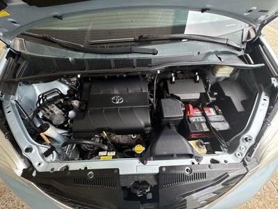 2015 Toyota Sienna LE AAS