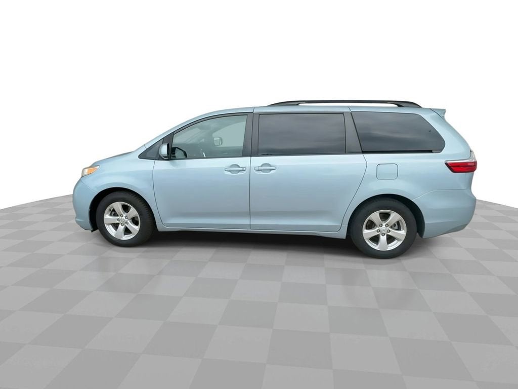 2015 Toyota Sienna LE AAS