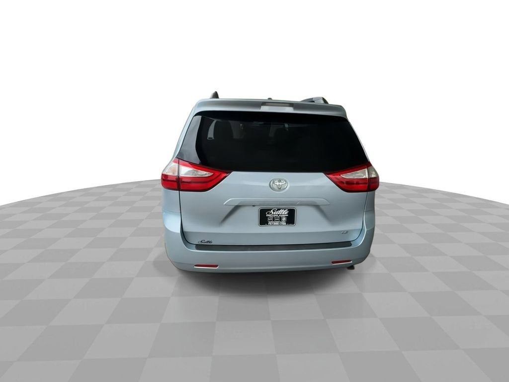 2015 Toyota Sienna LE AAS