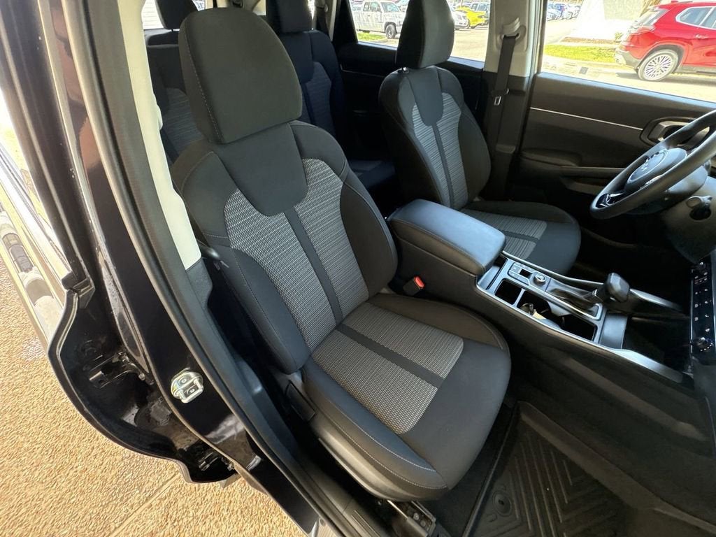 2025 Kia Sorento LX