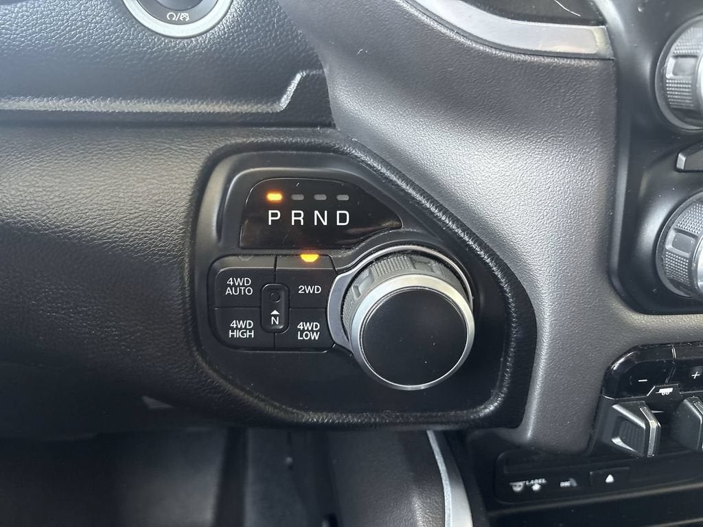 2019 RAM 1500 Big Horn/Lone Star Crew Cab 4x4 5'7" Box
