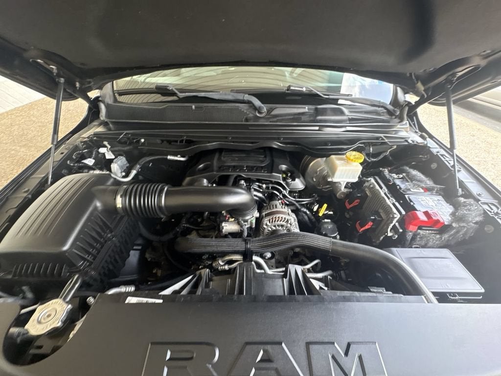 2019 RAM 1500 Big Horn/Lone Star Crew Cab 4x4 5'7" Box