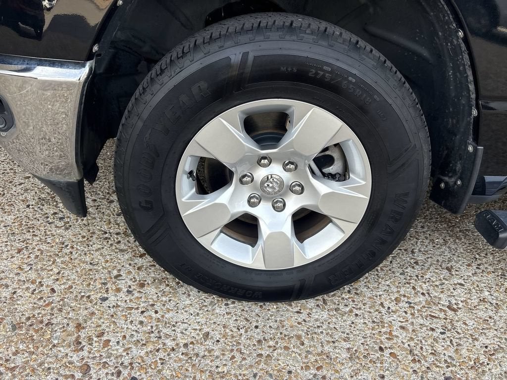 2019 RAM 1500 Big Horn/Lone Star Crew Cab 4x4 5'7" Box
