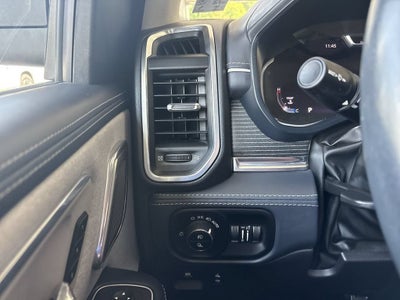 2023 RAM 1500 Limited Crew Cab 4x4 5'7" Box