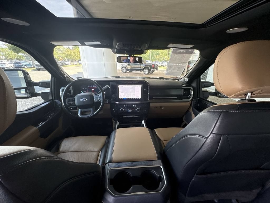 2023 Ford F-350 LARIAT