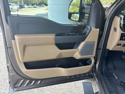 2023 Ford F-350 LARIAT