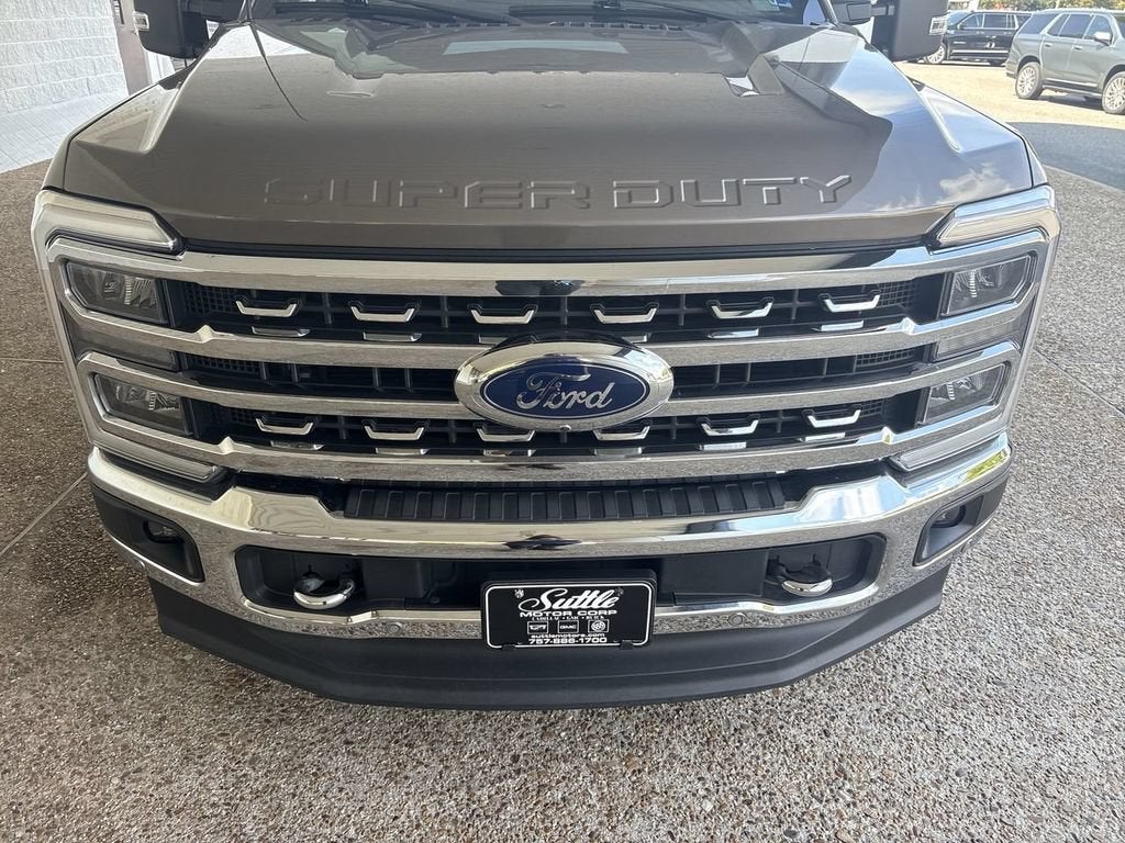 2023 Ford F-350 LARIAT