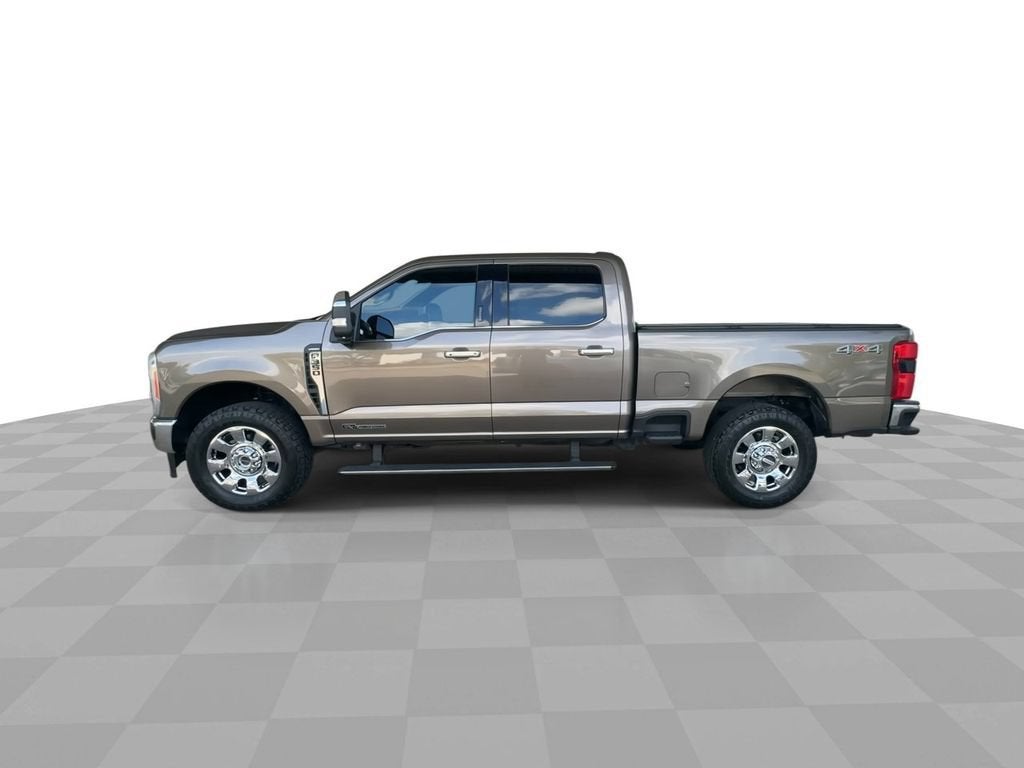 2023 Ford F-350 LARIAT