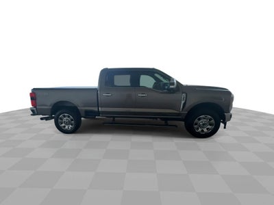 2023 Ford F-350 LARIAT
