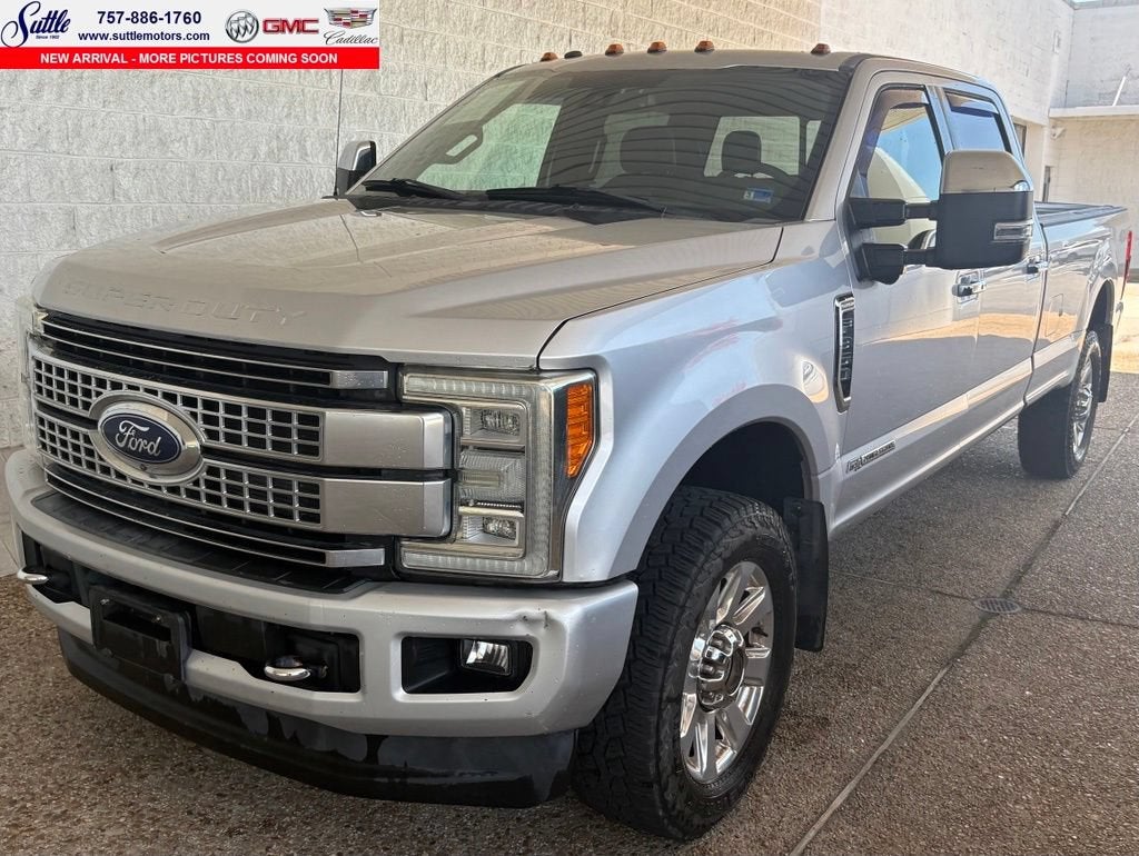 2017 Ford Super Duty F-350 SRW Platinum