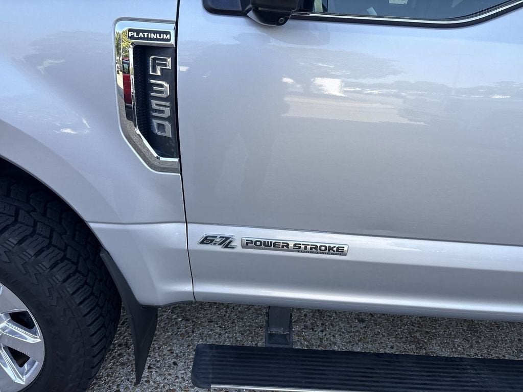 2017 Ford Super Duty F-350 SRW Platinum