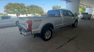 2017 Ford Super Duty F-350 SRW Platinum