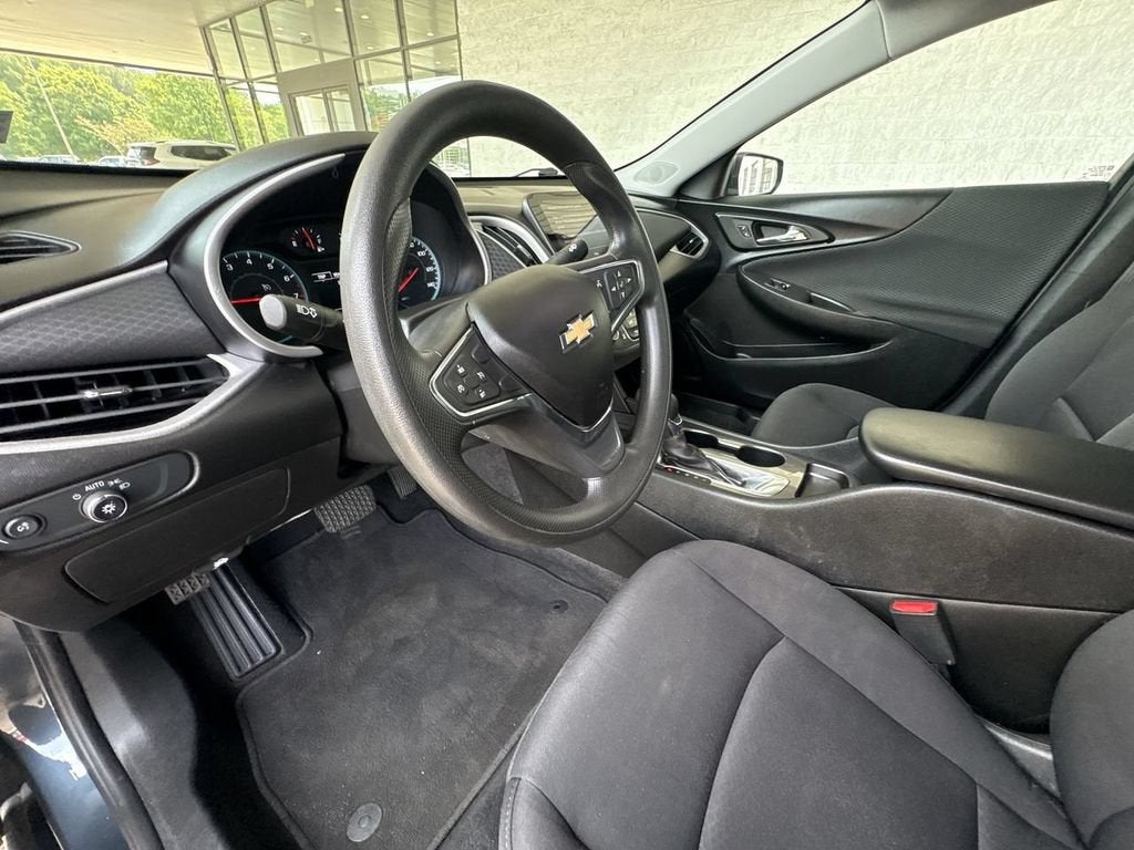 2021 Chevrolet Malibu LS