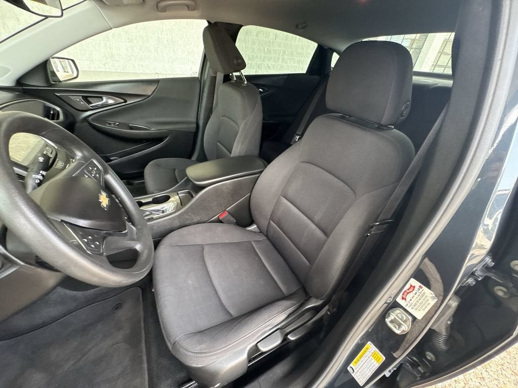 2021 Chevrolet Malibu LS