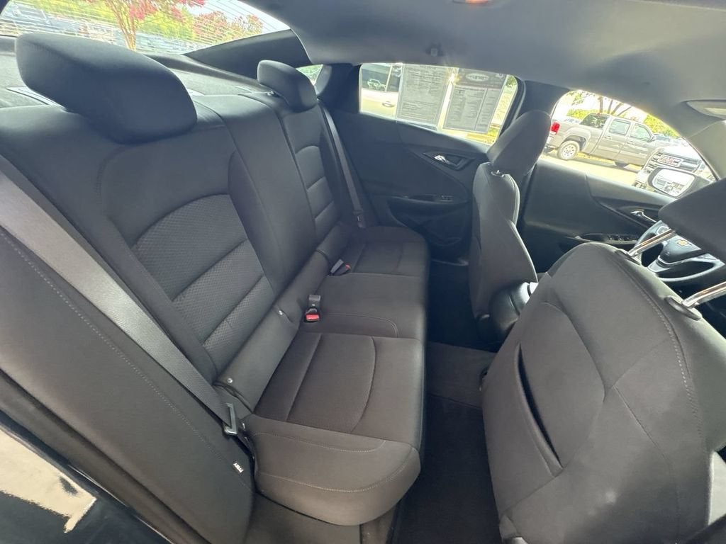 2021 Chevrolet Malibu LS