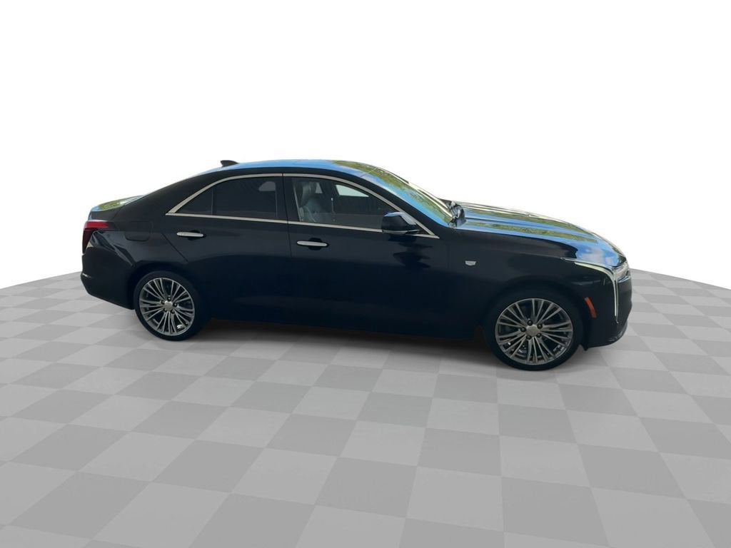 2022 Cadillac CT4 Premium Luxury