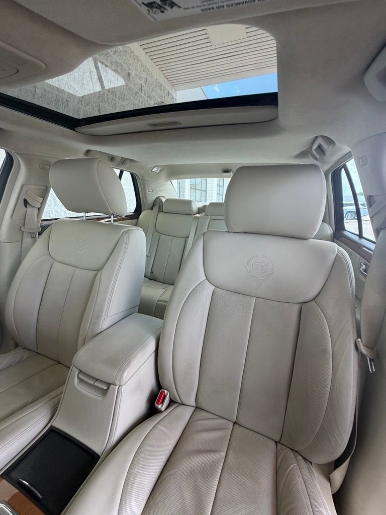 2011 Cadillac DTS Platinum Collection