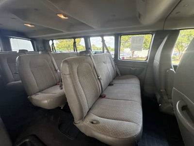 2020 Chevrolet Express Passenger 3500 LT