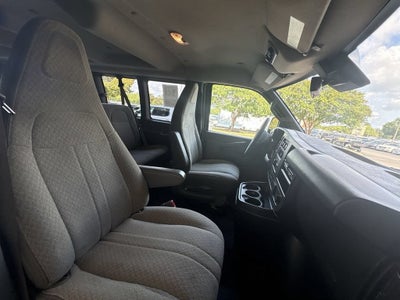 2020 Chevrolet Express Passenger 3500 LT