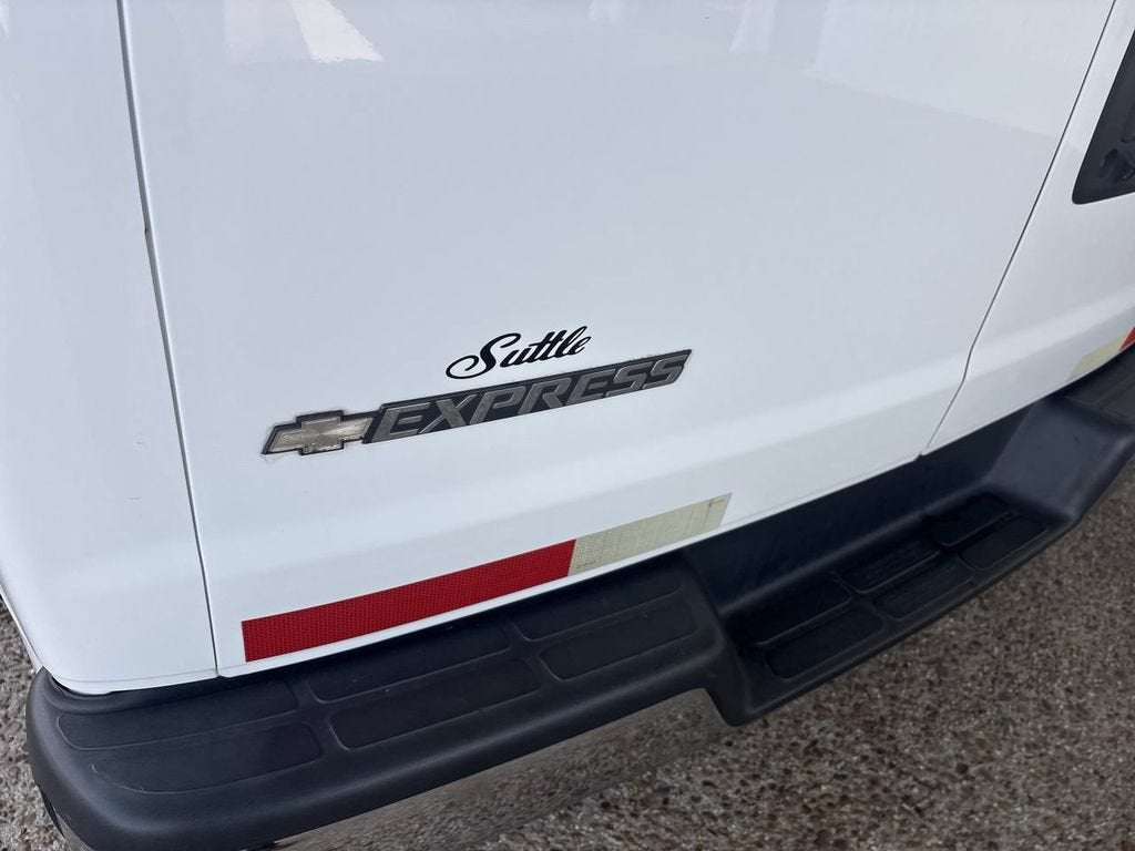 2020 Chevrolet Express Passenger 3500 LT