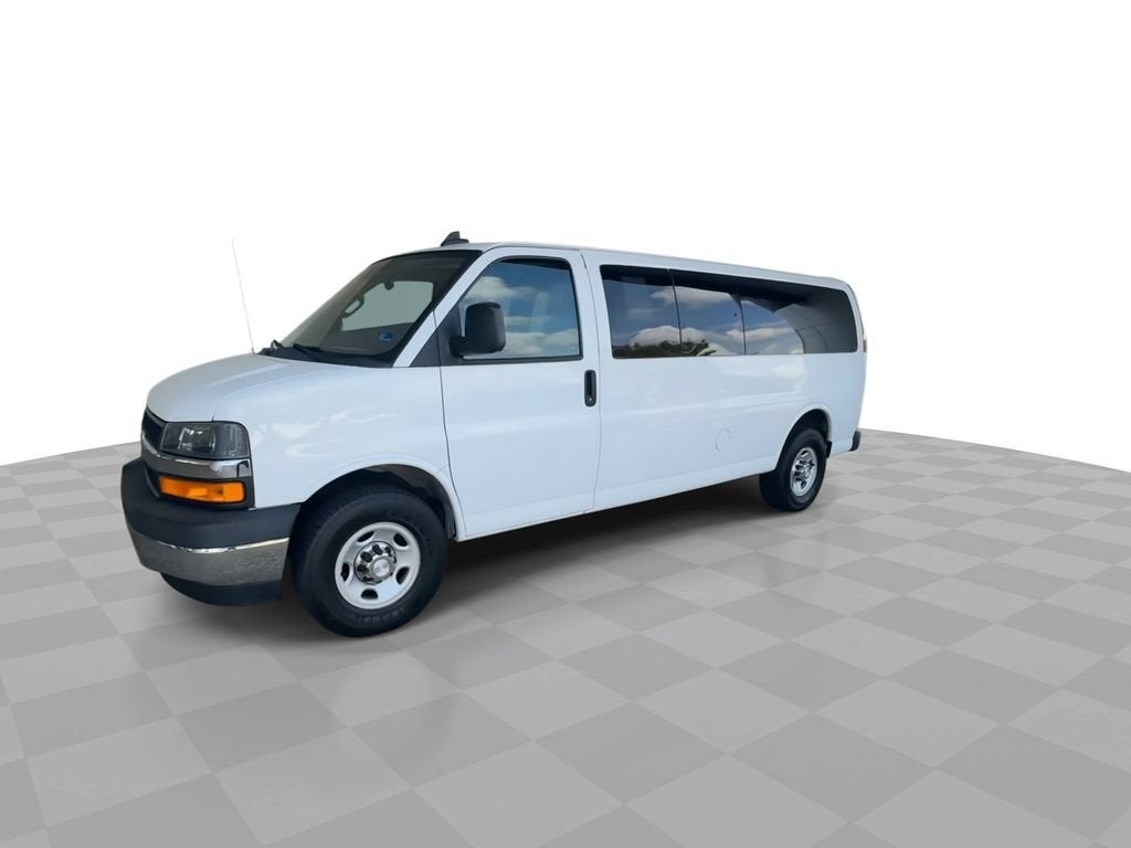 2020 Chevrolet Express Passenger 3500 LT