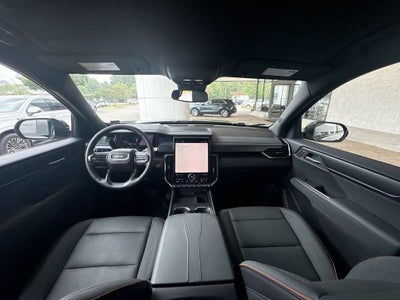 2025 GMC Acadia AT4