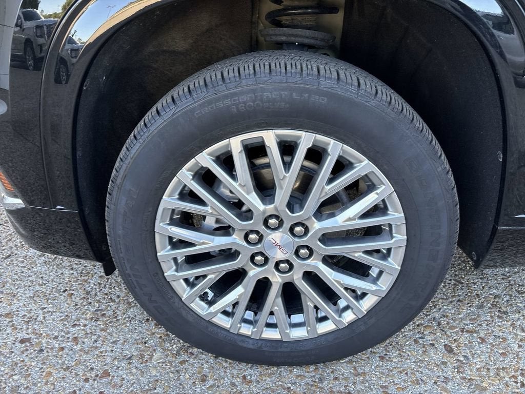 2024 GMC Acadia Denali