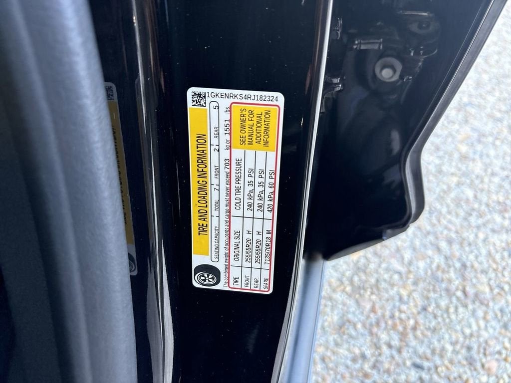 2024 GMC Acadia Denali